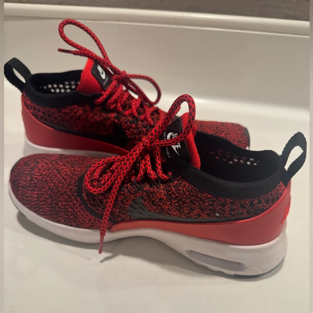Women's Nike Air Max Thea Ultra FlyKnit Lace Up Sneakers